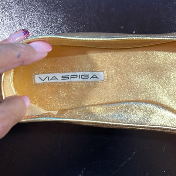 Via Spiga Leather Flats with Flower Detailing Bright Gold OR Sparkling Silver - Picture 16 of 16